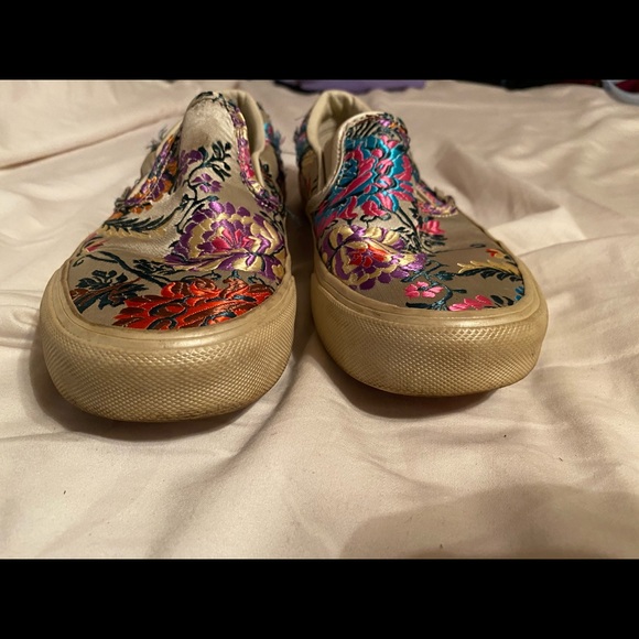 SOLD - Picture 4 of 5